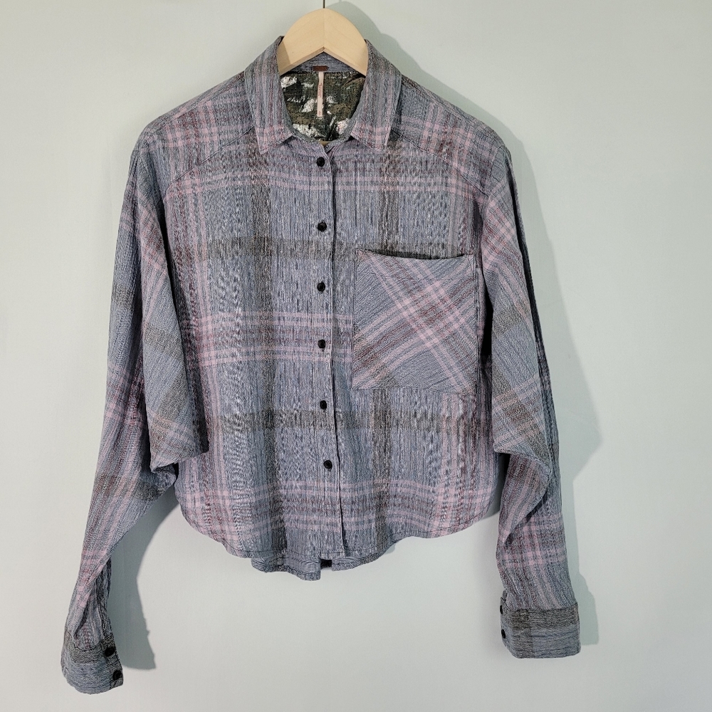 Free People Blue/Pink Plaid Cropped Long Sleeve Lightweight Summer Top Sz Small